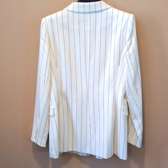 Tommy Hilfiger pinstripe pants suit - Picture 3 of 11